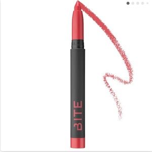 Bite beauty power move creamy matte lip crayon